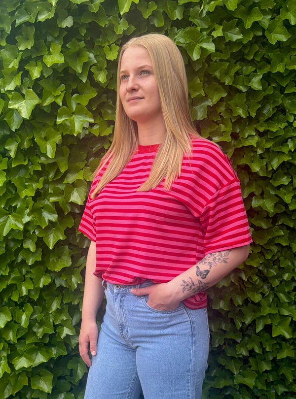 Gestreept shirt met korte mouw - rood/roze