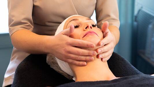 Massage voor betere huid Friesland