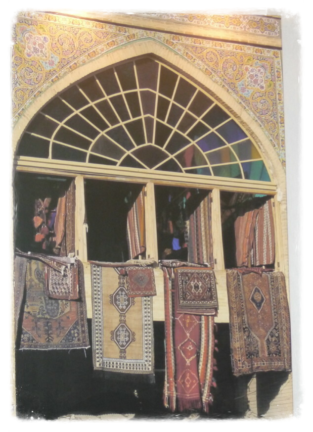 foto iran, raam, perzische tapijten