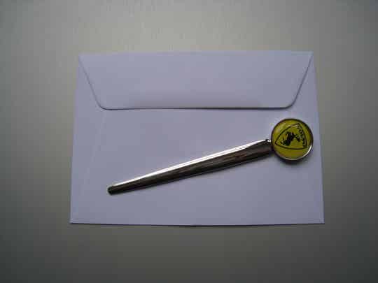 Briefopener met elandlogo
