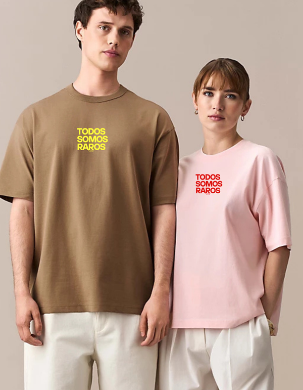 Camiseta Todos Somos Raros