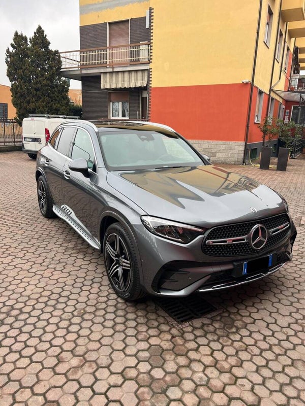 MERCEDES GLC 220 d 4MATIC MILD HYBRID AMG PREMIUM PLUS – 197 CV (145 kW)