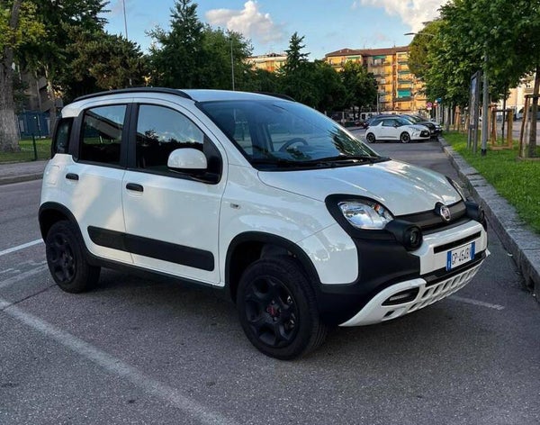 FIAT PANDA CROSS 0.9 TWINAIR TURBO SES 4X4 – (62 kW)