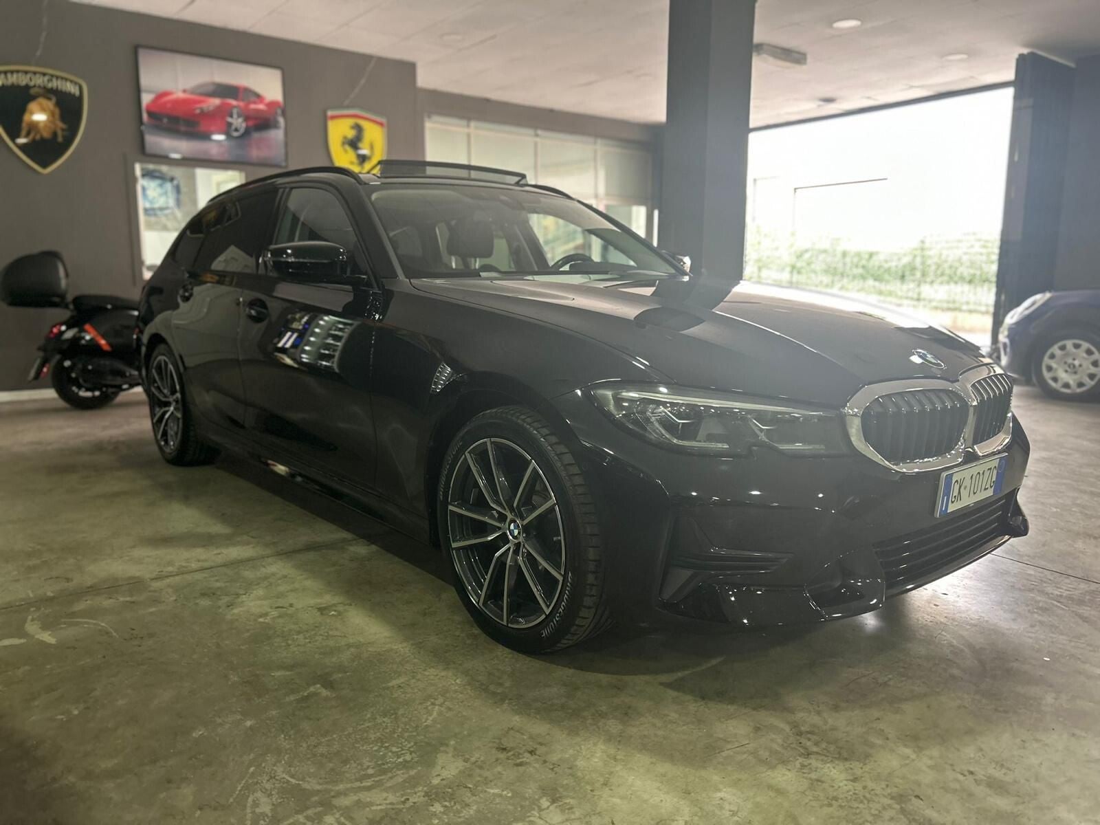 BMW 318d 48V  TOURING M SPORT