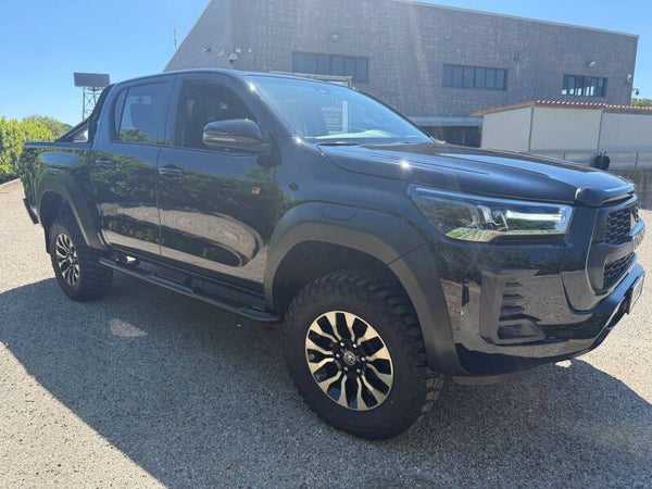 Toyota Hilux 2.8 D-4D 204 CV – 4x4 Pickup