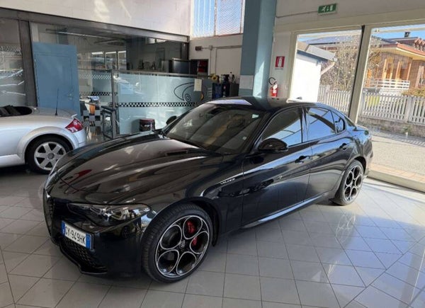 Alfa Romeo Giulia 2.0 Turbo 280 CV AT8 AWD Q4 Veloce