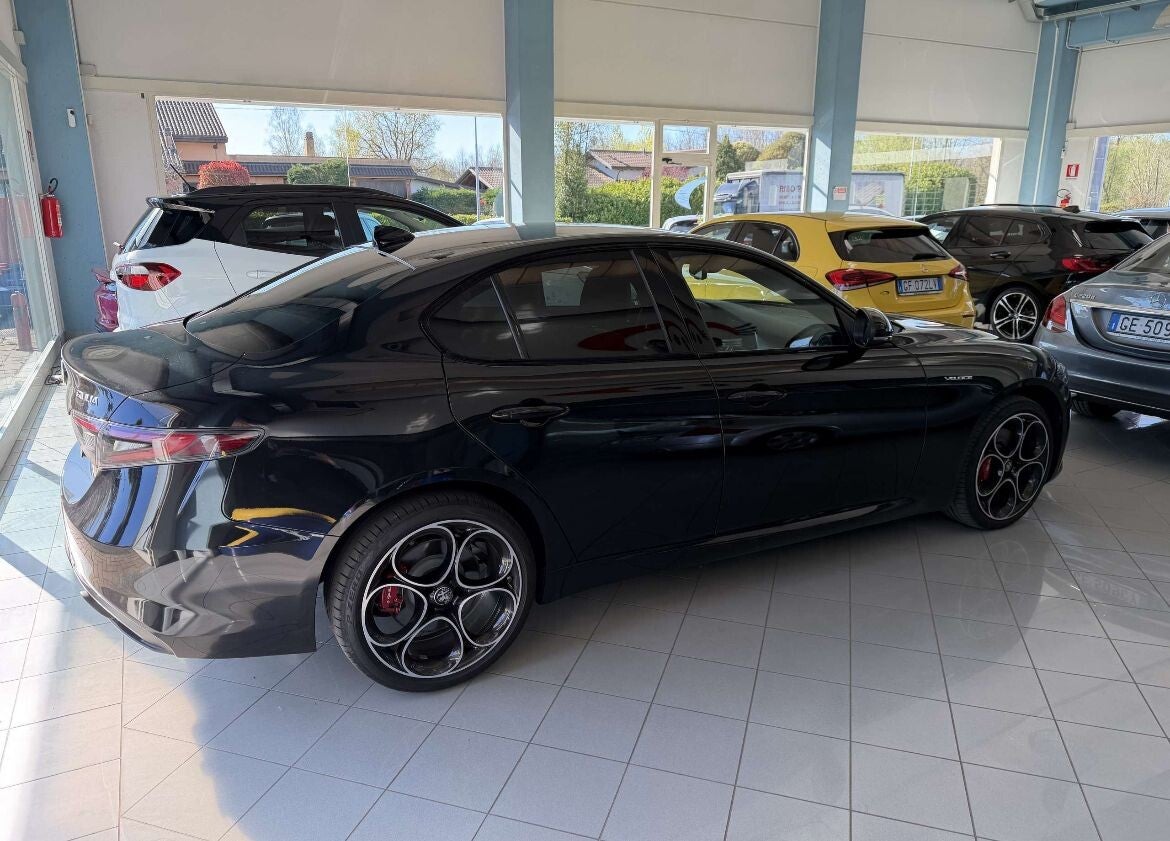 Alfa Romeo Giulia 2.0 Turbo 280 CV AT8 AWD Q4 Veloce
