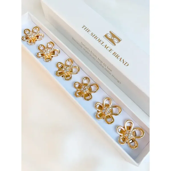 Tina – Open Gouden Bloem Kristallen Clip-Over Knop (6 Stuks)