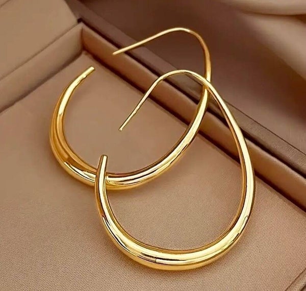 Oorbellen Classic Lijn (Goud of Zilver)