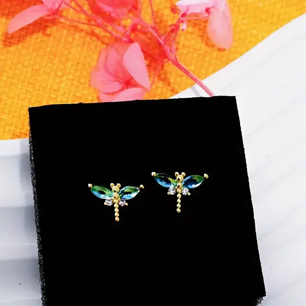 Libelle knop oorbellen