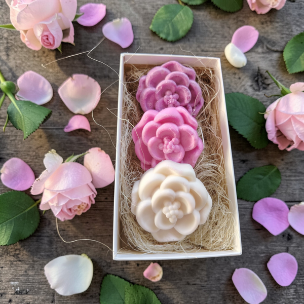 Zestaw prezentowy świec sojowych róże