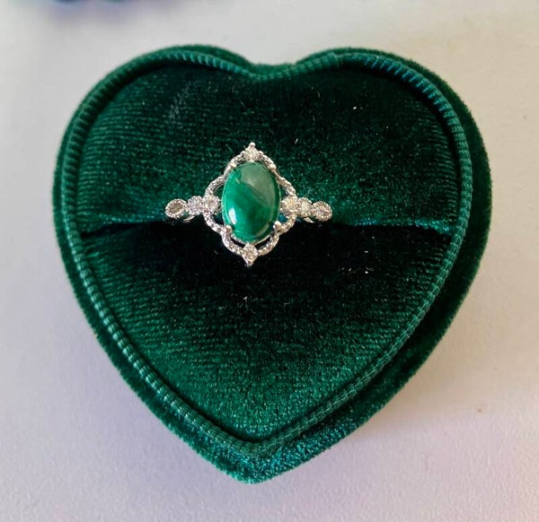 Ring Malachiet verzilverd en verstelbaar