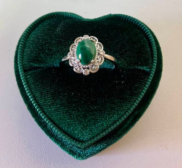 Ring Malachiet verzilverd en verstelbaar