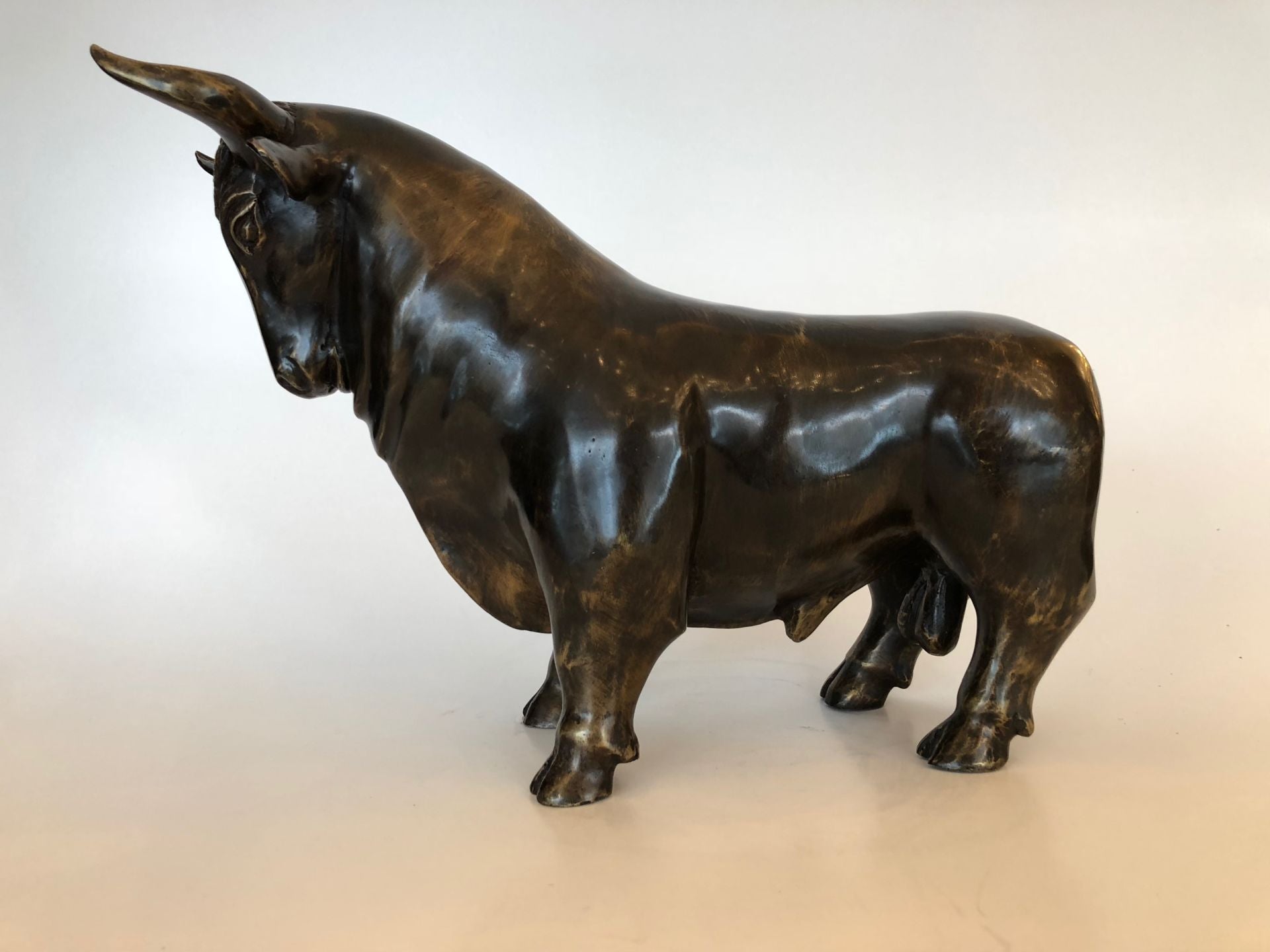 Bronzen Beeld - Sterke Stier in Brons - Symbool van de Beurs van Frankfurt