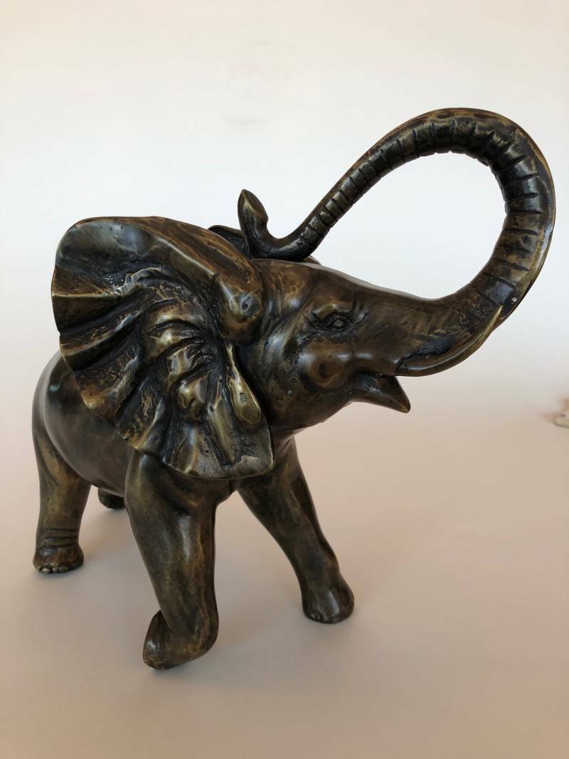 Bronzen Beeld Olifant XL in hoogwaardig brons koop je eenvoudig online bij Bronzen Beelden Winkel Lent