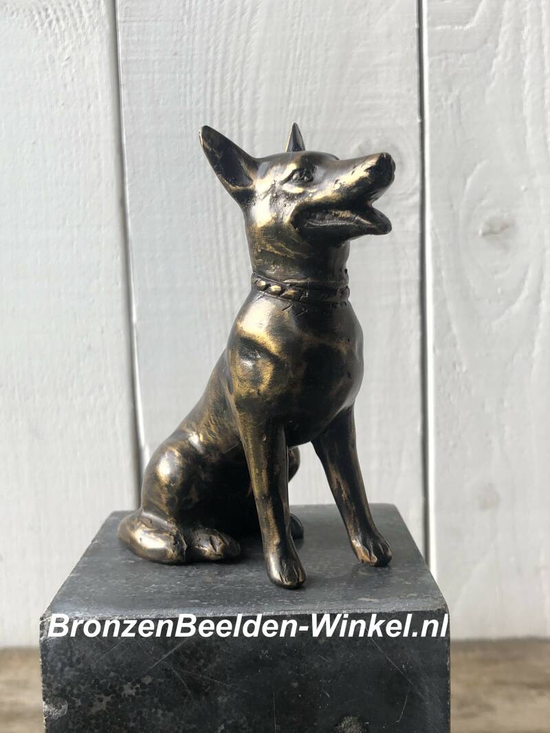 Bronzen dieren beeldje - Een trouwe Herder  in Brons