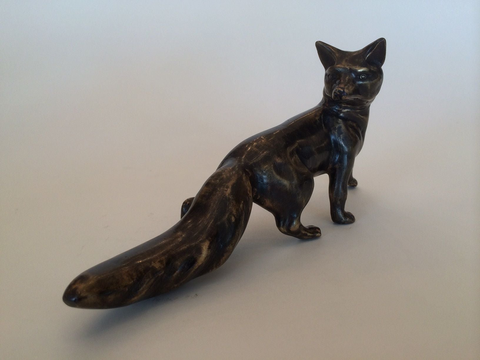 Bronzen vossen beeld. De bekendste vos Reinaert is leverbaar in 2 formaten.