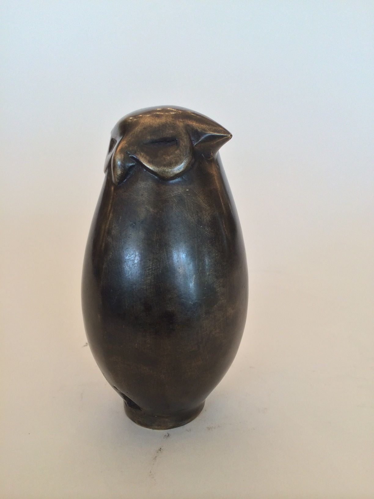 Bronzen Beeld van een bolle art deco uil