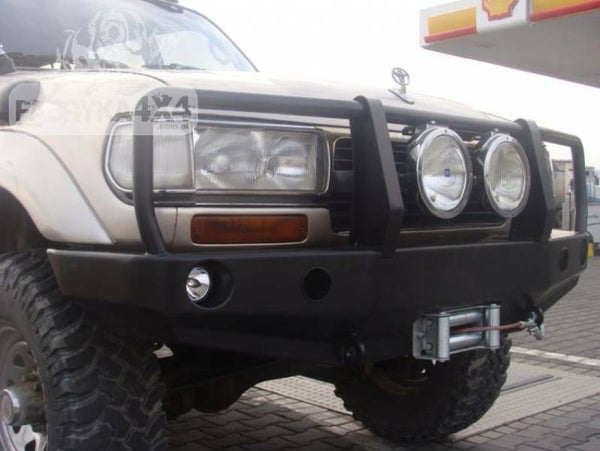 F4x4  VOORBUMPER MET BULLBAR VOOR VERSIE MET KUNSTSTOF FRAME SPATBORD TOYOTA LAND CRUISER J80 89-98