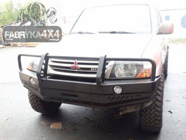 F4x4 Voorbumper met bullbar Mitsubishi Pajero III 1999 tot 2006