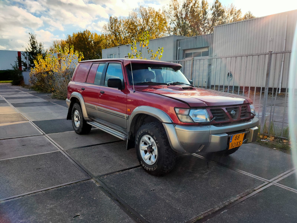 Nissan Patrol Y61 2,8 TD6