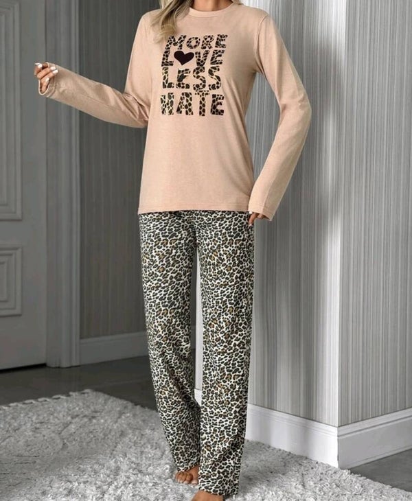 More Love Less Hate – Leopard pyjama