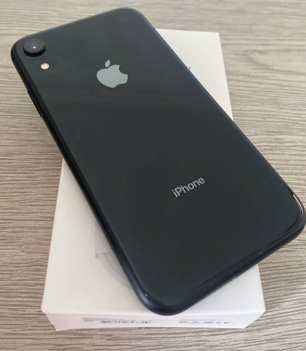 Iphone Xr grey
