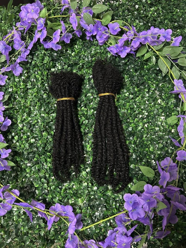 Textured Loc Extensions (10/Strands)