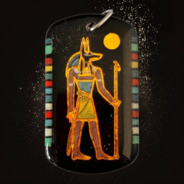 🏺 Ciondolo Anubi Profilo – Piastrina Egizia Personalizzata