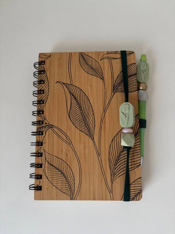 notitieboekje met pen 1