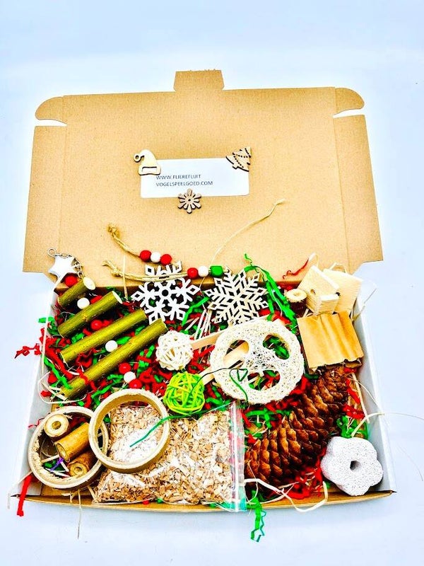 Het Foerageer kerstfeest Natuur Pakket voor binnenvogels, parkiet, valkparkiet, Flierefluit Vogelspeelgoed, luffa,bamboe, wilg