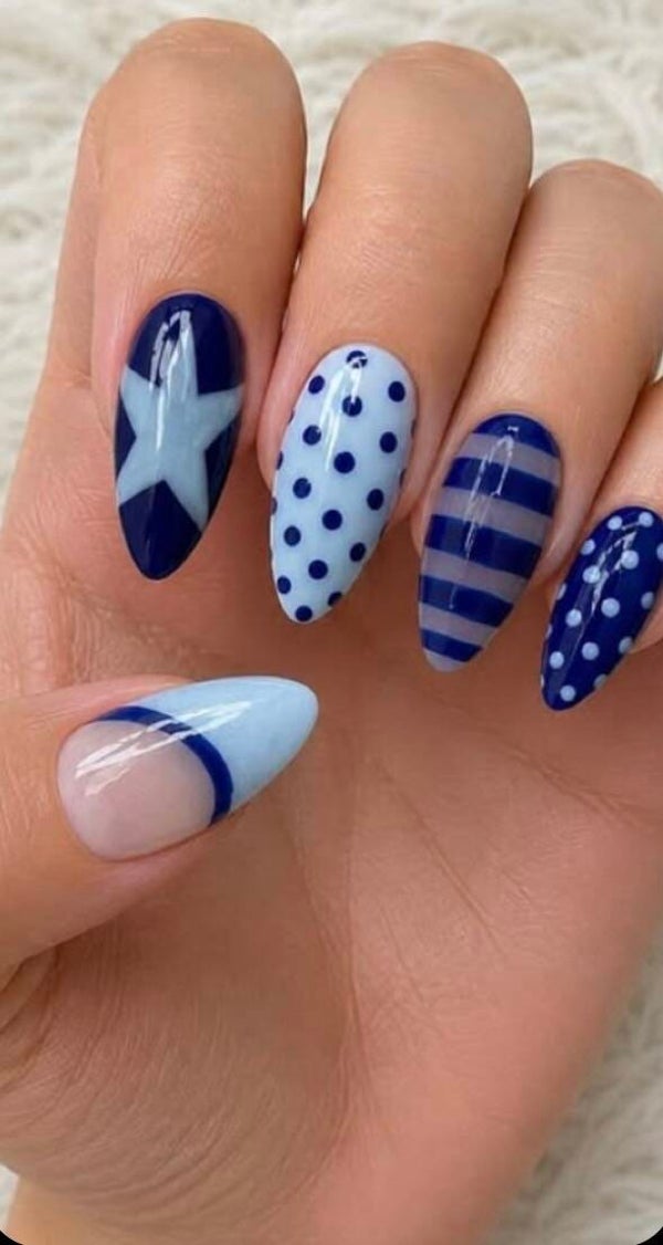 Beautiful blue press ons