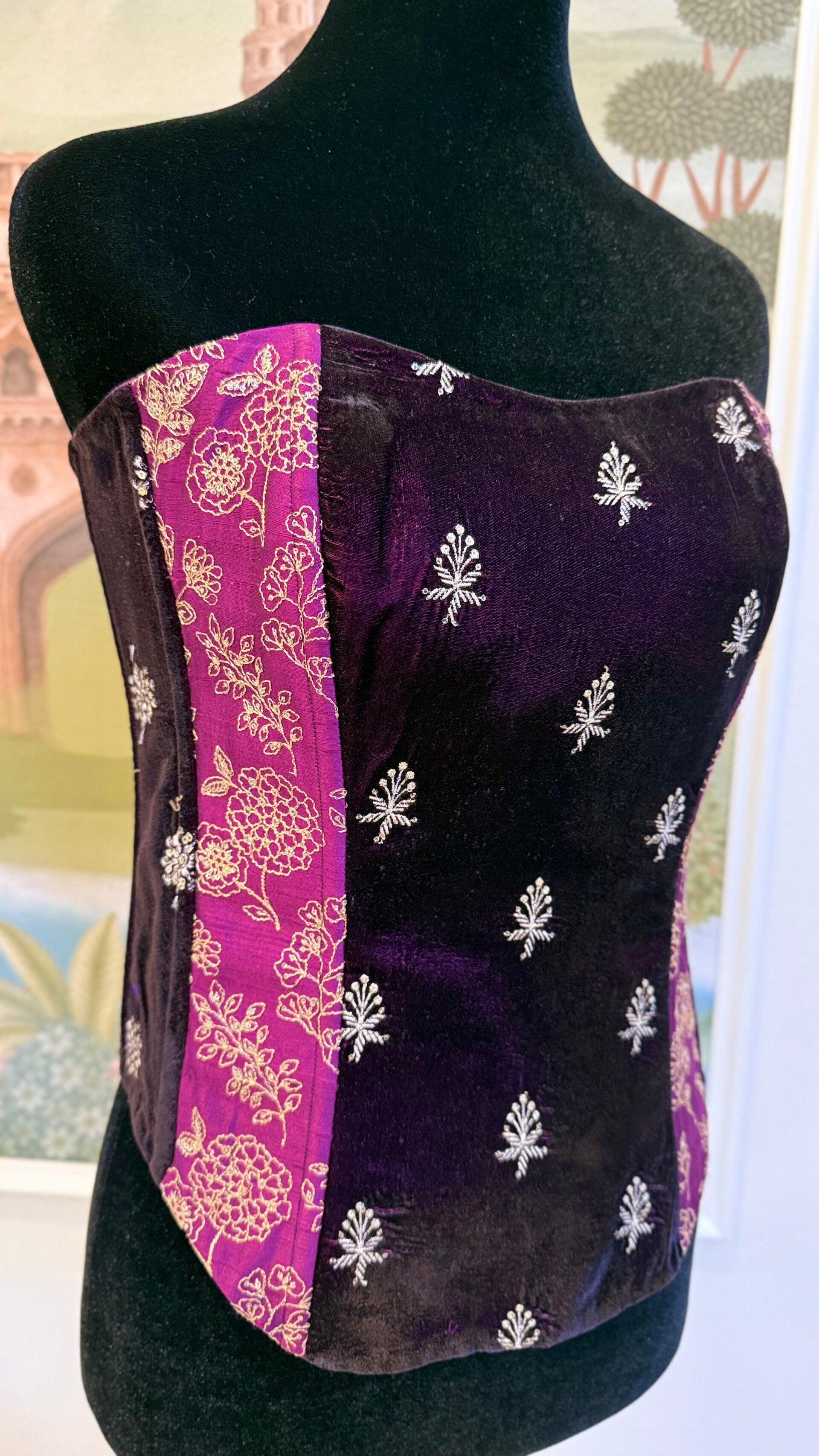 Amṛta Nīlā - Divine Purple Elegance