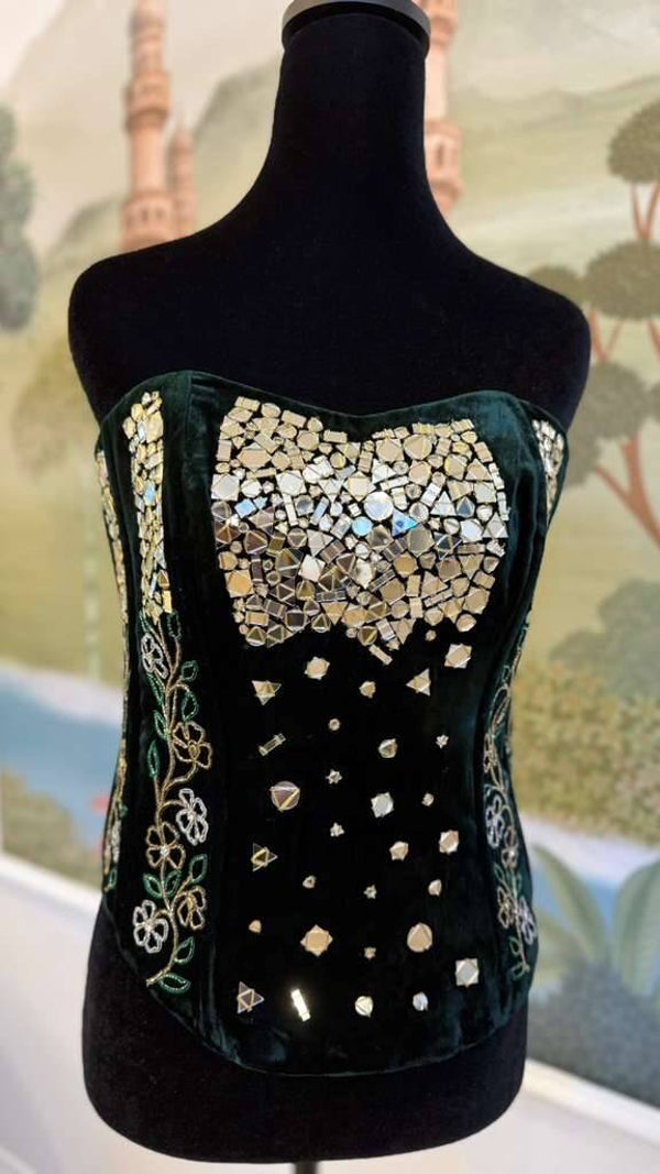 Marakata — Emerald Radiance