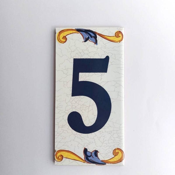 Huisnummer Burgos Groot - cijfer 5