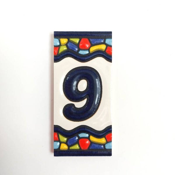 Huisnummer Girona - cijfer 9