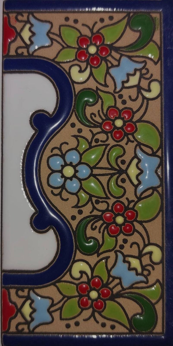 Huisnummer Ronda  Breed - zijkant rechts