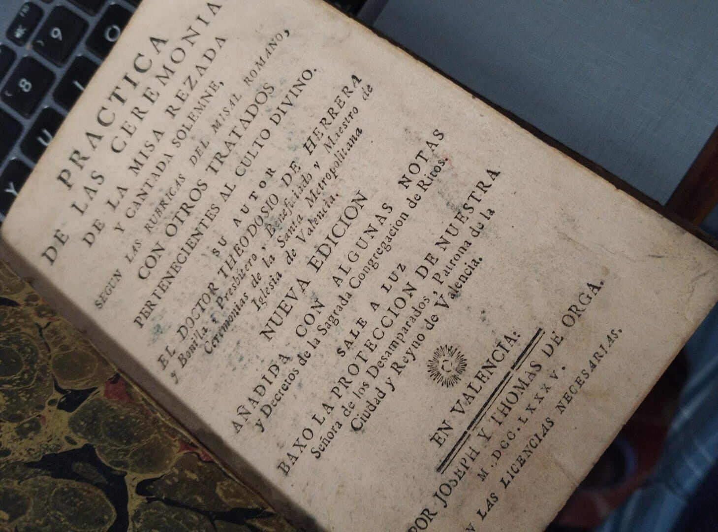 PRACTICA DE LAS CEREMONIAS DE LA MISA REZADA Y CANTADA 1785