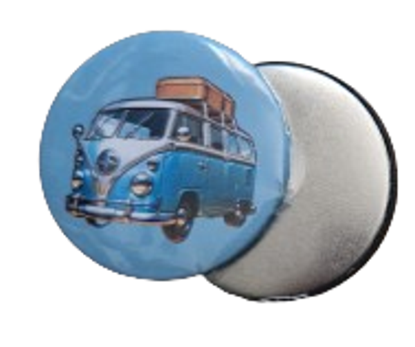 Button met magneet busje met koffer