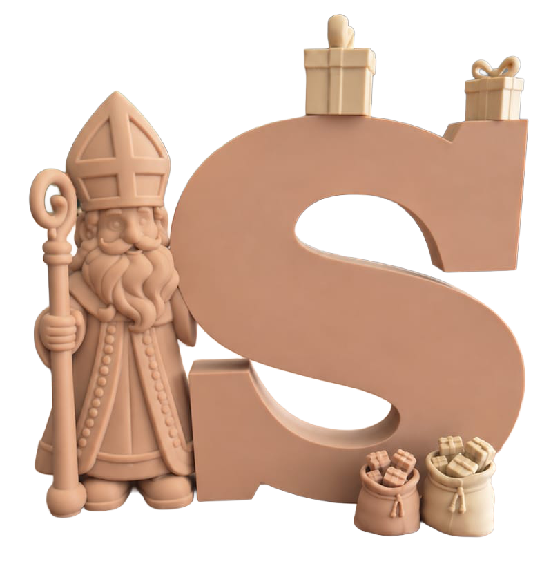 Sint met eigen Letter 15 cm hoog