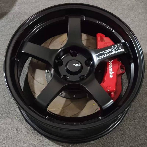 Advan GT Performance Alloy Wheel – Lightweight Flow-Formed Rim