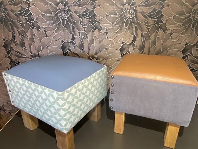 Tabouret tapissier sur mesure.jpg
