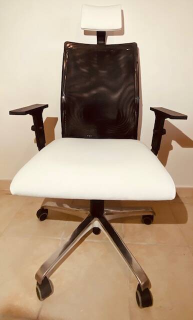 Chaise de bureau.jpg