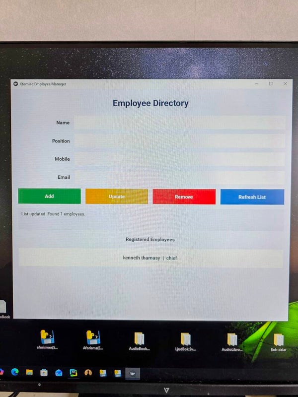 USB-Software. XtomiacEmployeeManager.to keep track of your employees data. For Windows, Mac, Android,  and IPhone, and for download ZIP file.
