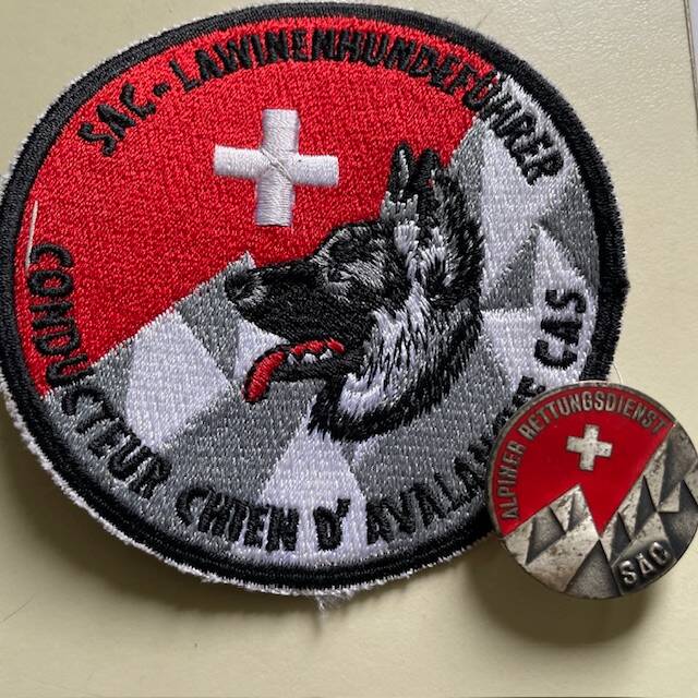 Abzeichen Lawinenhundeführer