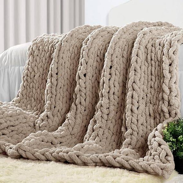 Chunky Throw Blanket