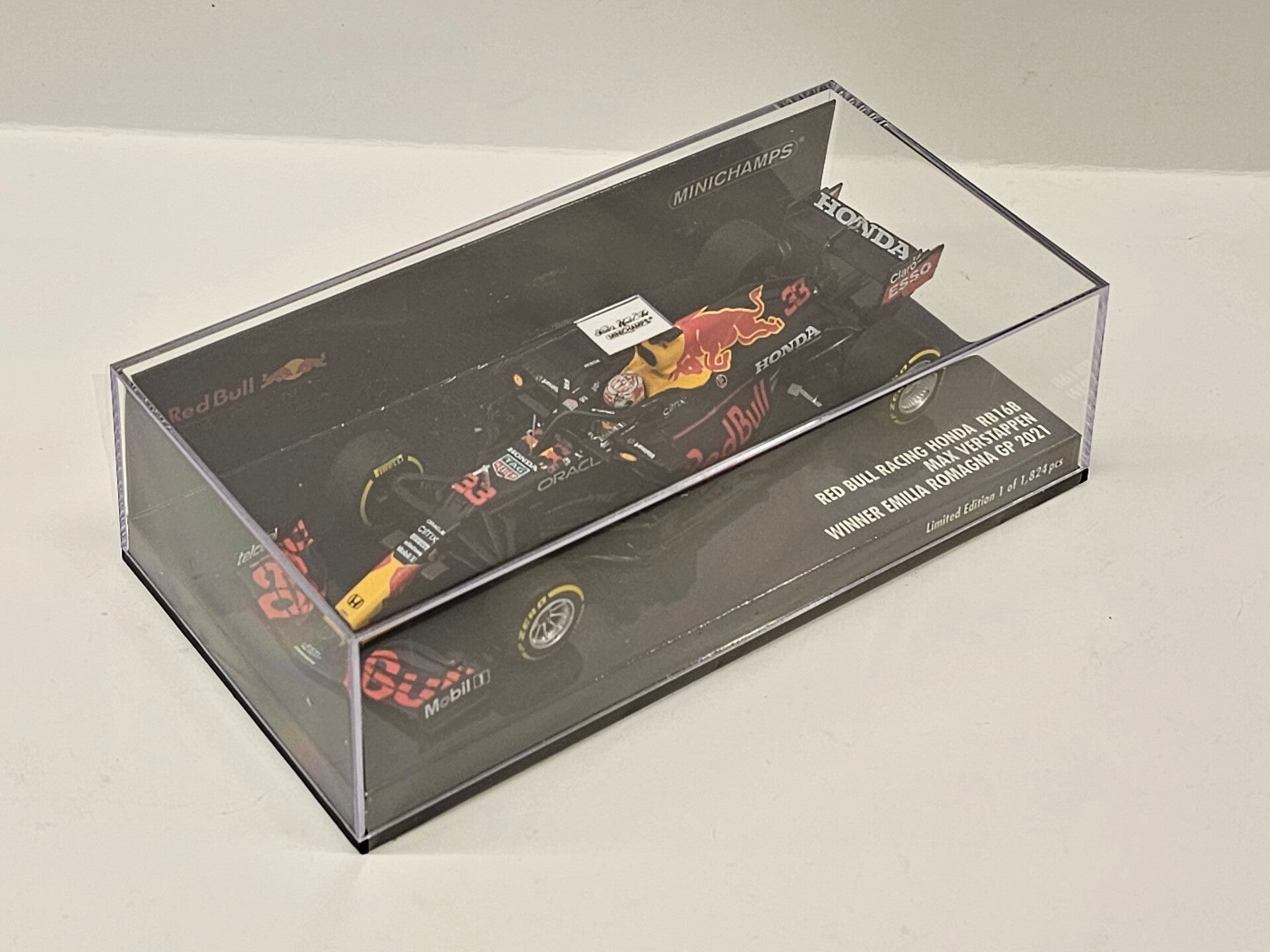 Red Bull Racing RB16B Verstappen 1:43 Minichamps