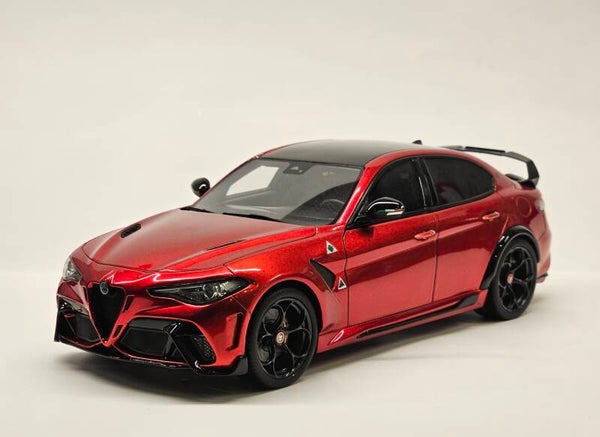 Alfa Romeo Giulia GTAm 1:18 Ottomobile