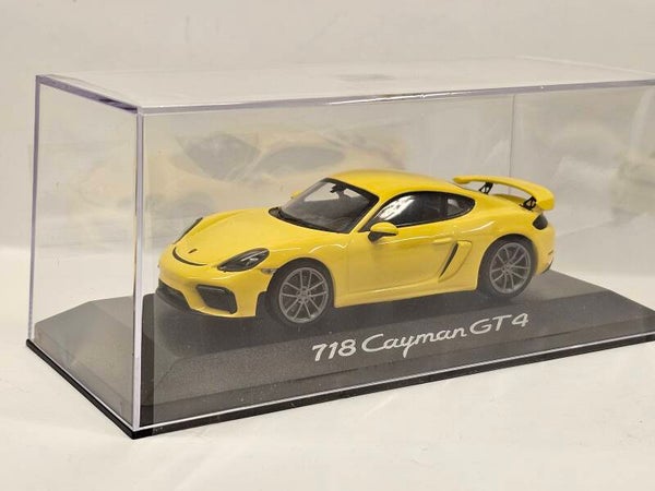 Porsche 718 Cayman GT4 1:43 Minichamps