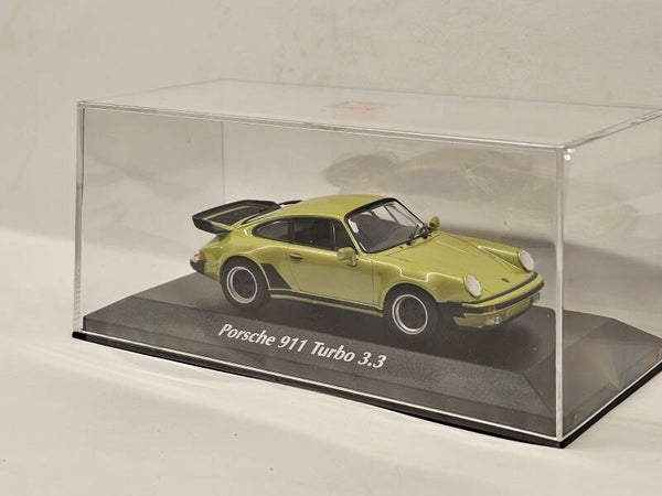 Porsche 911 930 Turbo 3.3 1:43 Maxichamps